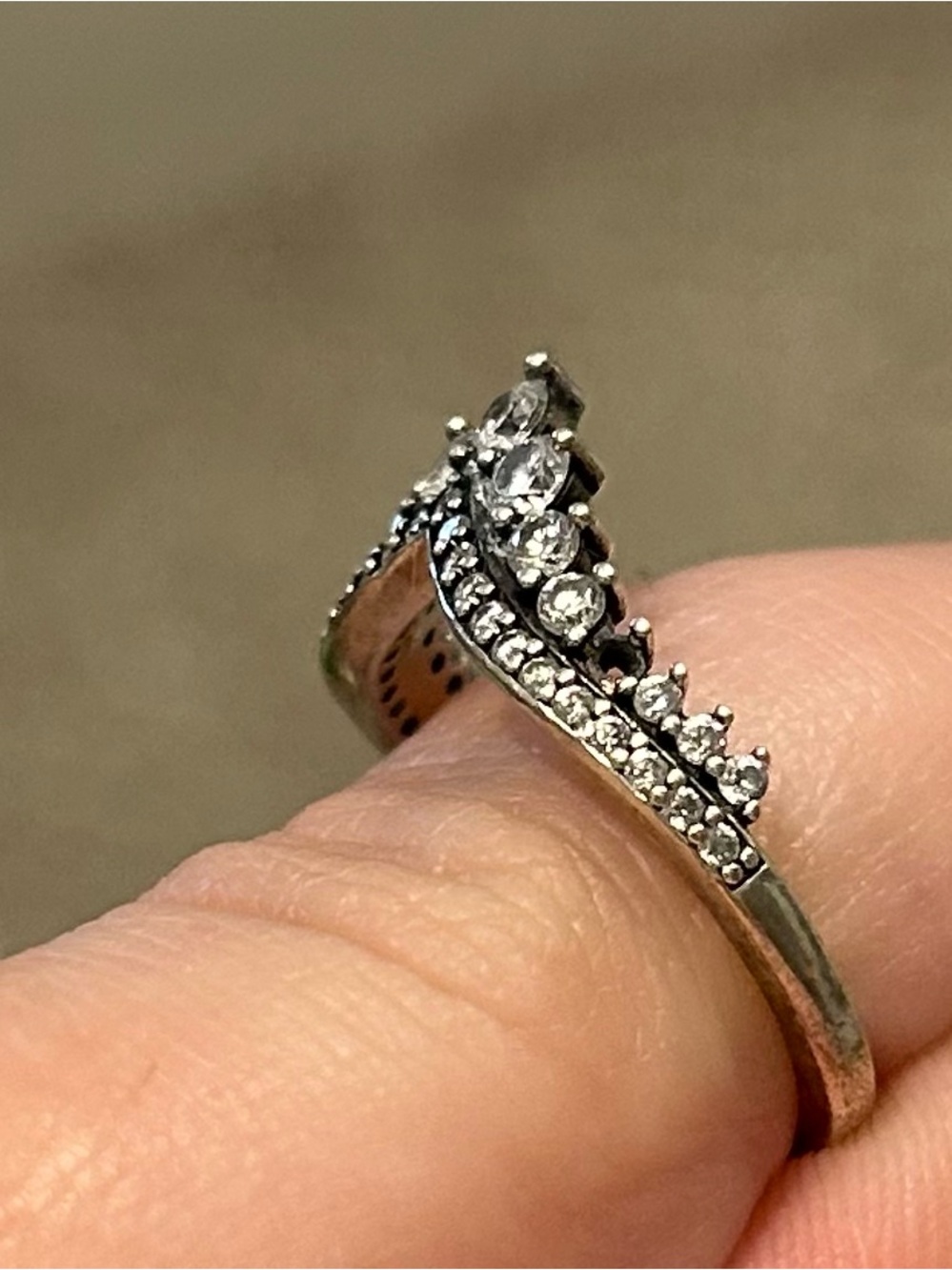Pandora Princess Wishbone Ring size 6 - Picture 5 of 8